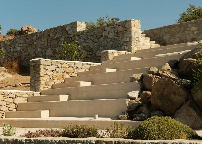 Beyond Naxos-exclusive Vacation