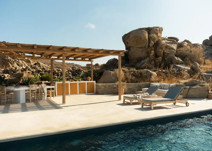 Beyond Naxos-exclusive Vacation *