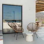 Beyond Naxos-exclusive Vacation Дом отдыха Микри-Вигла